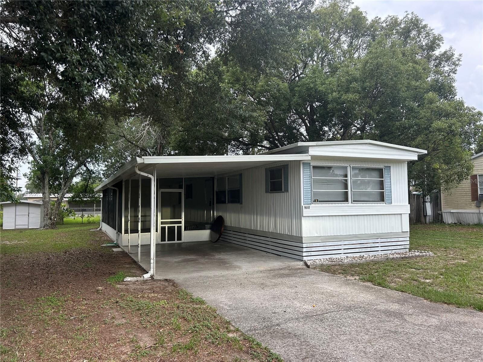 Property Photo:  9640 SE 161st Place  FL 34491 