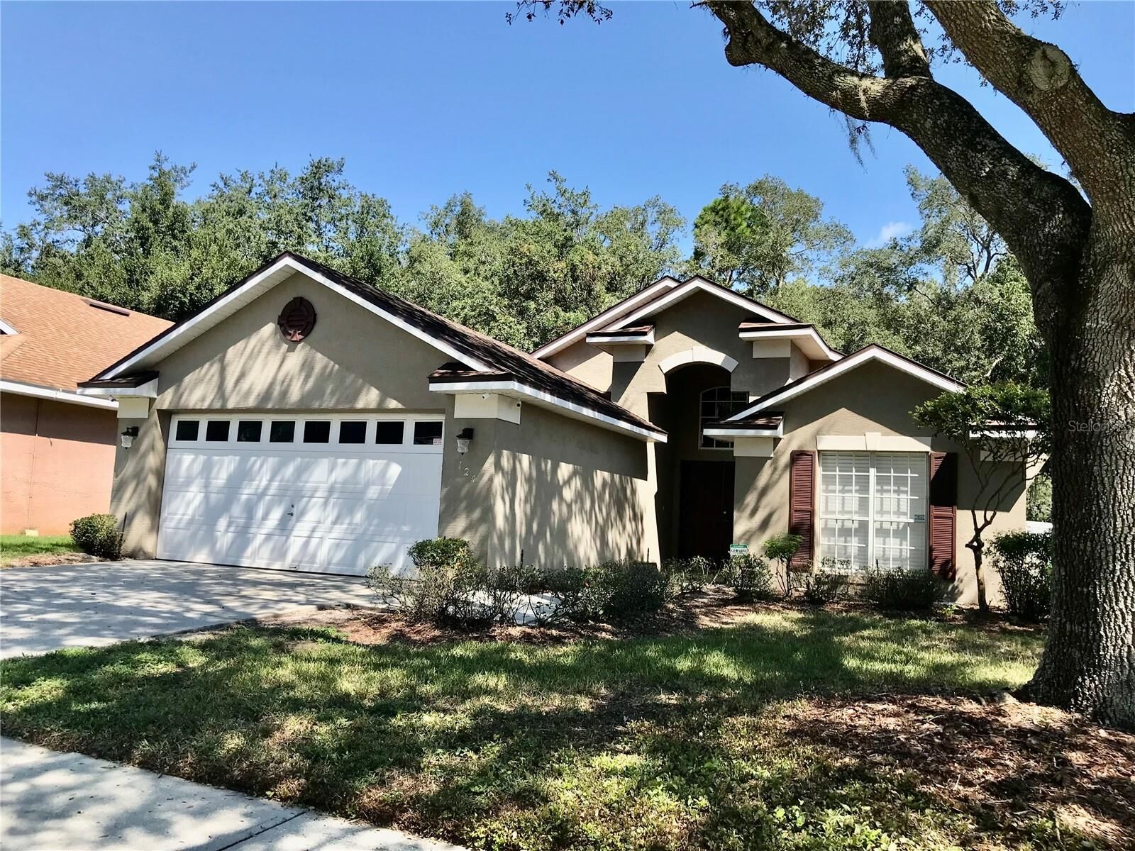 Property Photo:  124 Easton Circle  FL 32765 