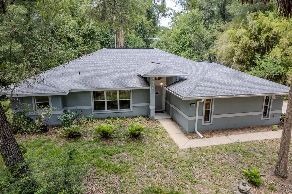 Property Photo: 7999 SW 187th Avenue FL 34432