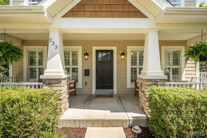 Property Photo:  233 W Jewel Avenue  MO 63122 