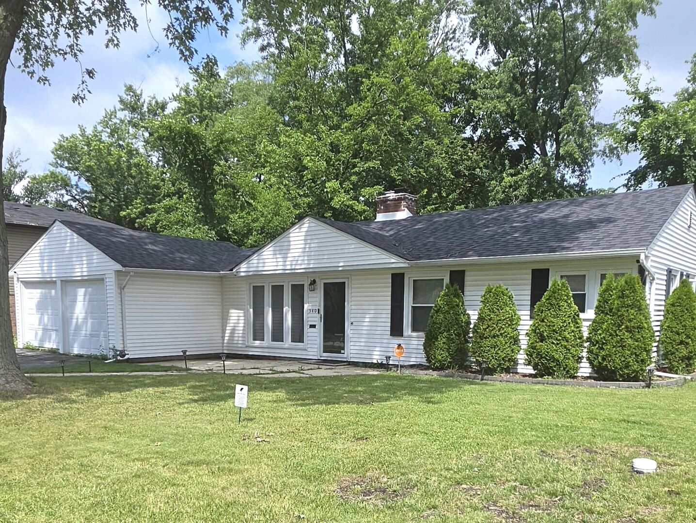 Property Photo:  340 Indianwood Boulevard  IL 60466 