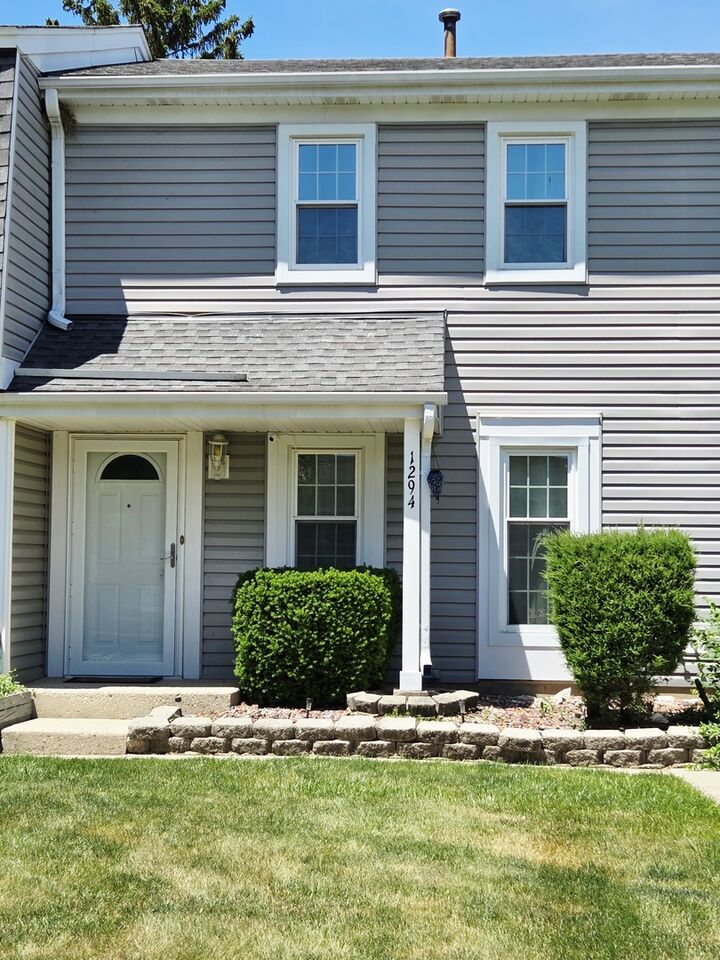 Property Photo: 1294 Downing Street IL 60172