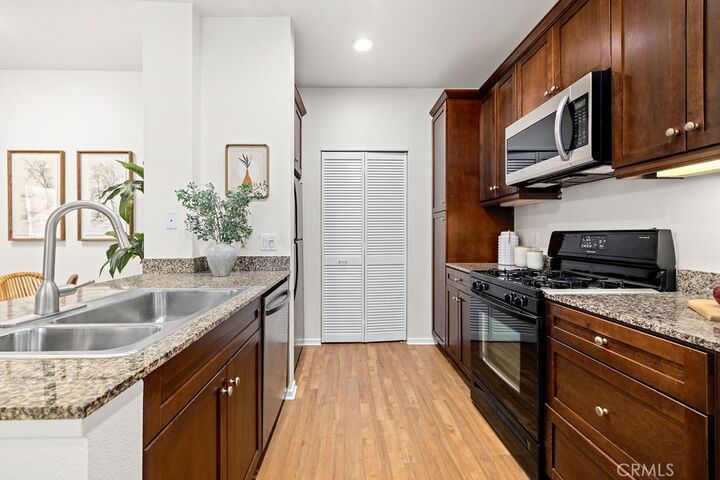 Property Photo: 2320 Scholarship CA 92612