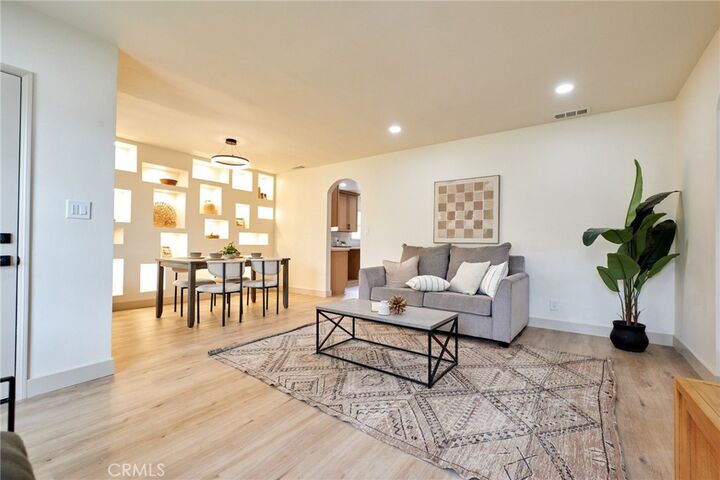 Property Photo:  11414 Segrell  CA 90230 