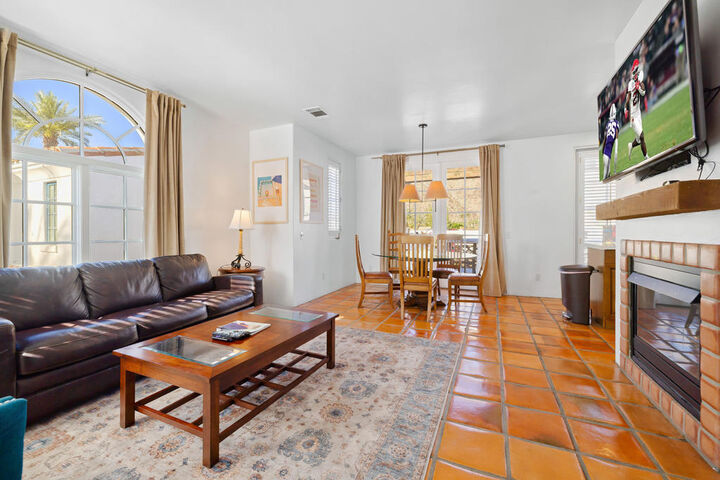 Property Photo:  77438 Vista Flora  CA 92253 