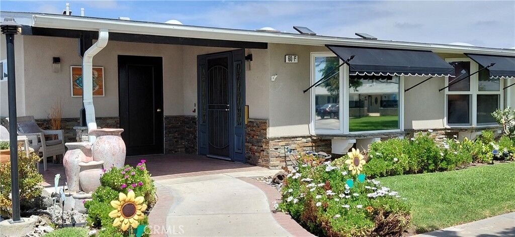 Property Photo: 13962 El Dorado Dr M2 60F CA 90740