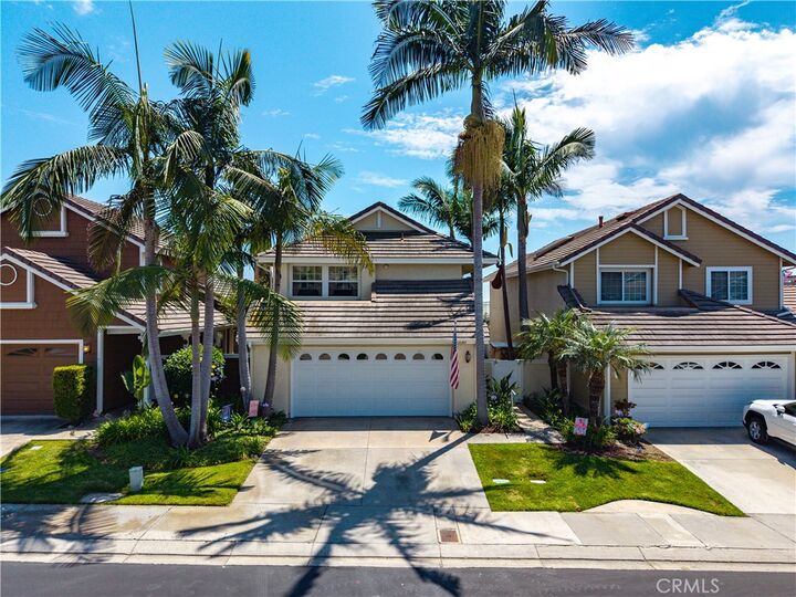 Property Photo: 2330 Avenida Marejada CA 92673