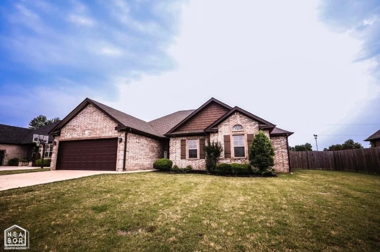 Property Photo: 5508 Slimbridge Drive AR 72405