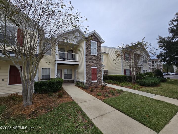 Property Photo: 575 Oakleaf Plantation Parkway 903 FL 32065