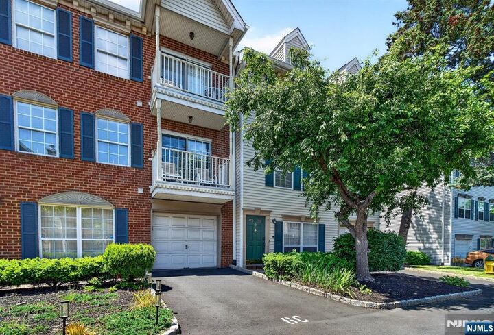 Property Photo: 5 Krueger Court NJ 07103