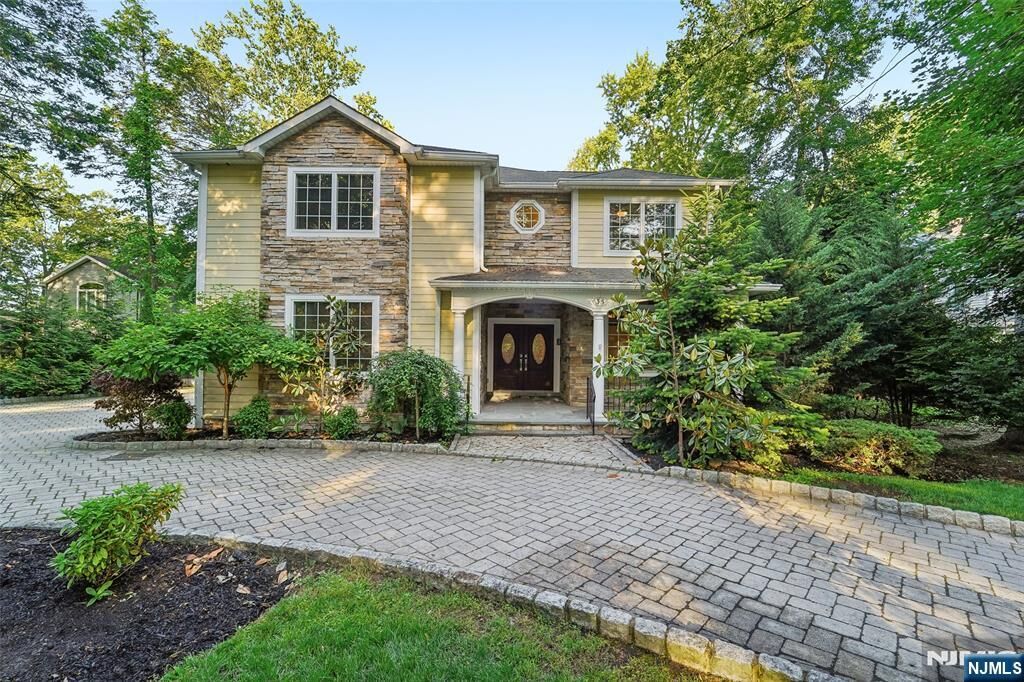 Property Photo: 35 Franklin Turnpike NJ 07401