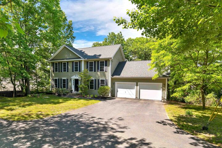 Property Photo: 5 Boylston Avenue NH 03064