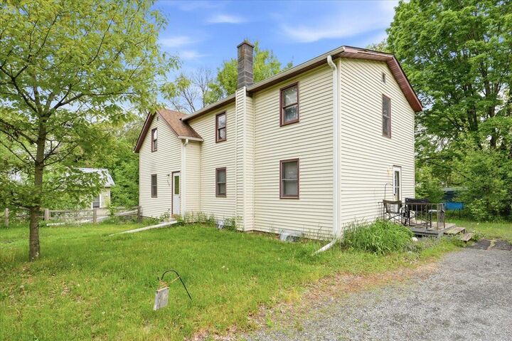 Property Photo:  900 &Amp 902 N Hamilton Street  WI 54024 