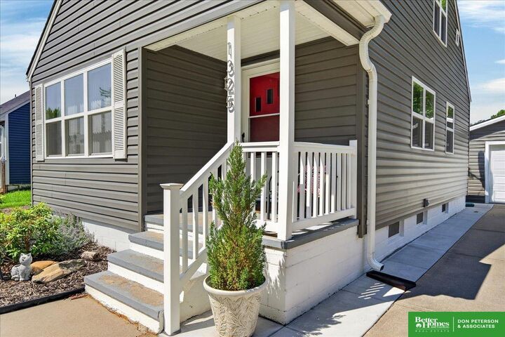 Property Photo: 1325 N Gafield Street NE 68025