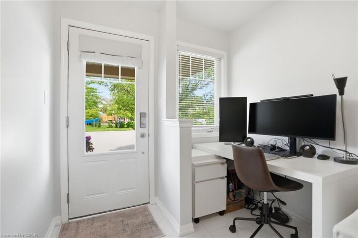 Property Photo:  3050 Rotary Way 54  ON L7M 0G8 