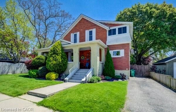Property Photo: 523 Lowther Street S ON N3H 1Z4