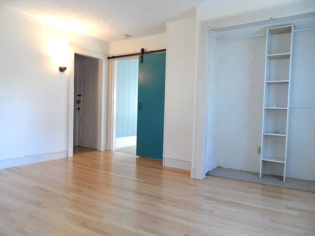 Property Photo:  11 Chestnut Street 2R  MA 01880 