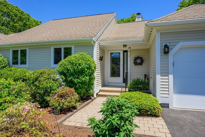 Property Photo:  1 Sandview Ter 1  MA 02649 