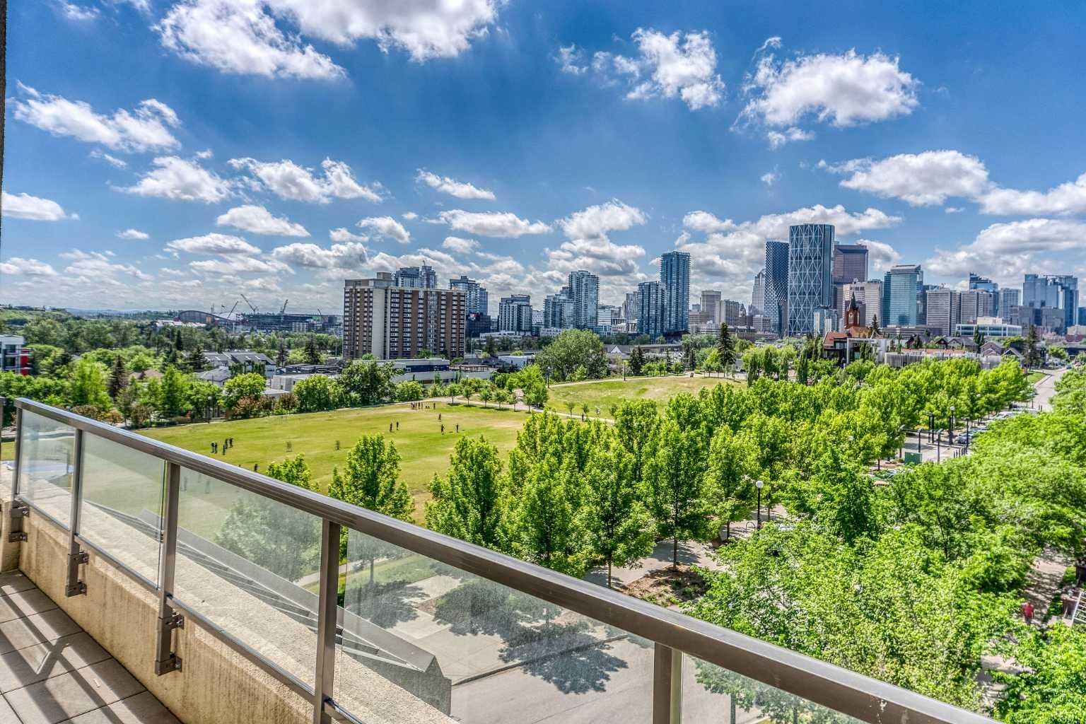 Property Photo: 950 Centre Avenue NE 619 AB T2E 0P3