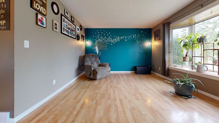 Property Photo:  6917 98 Street  AB T8V 5E7 