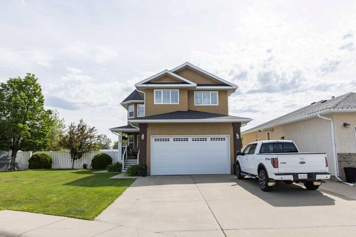 Property Photo: 6107 Park Place AB T1G 1E9
