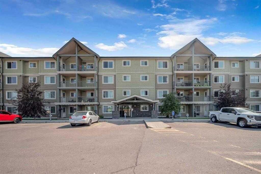 Property Photo: 181 Skyview Ranch Manor NE 2208 AB T3N 0V2