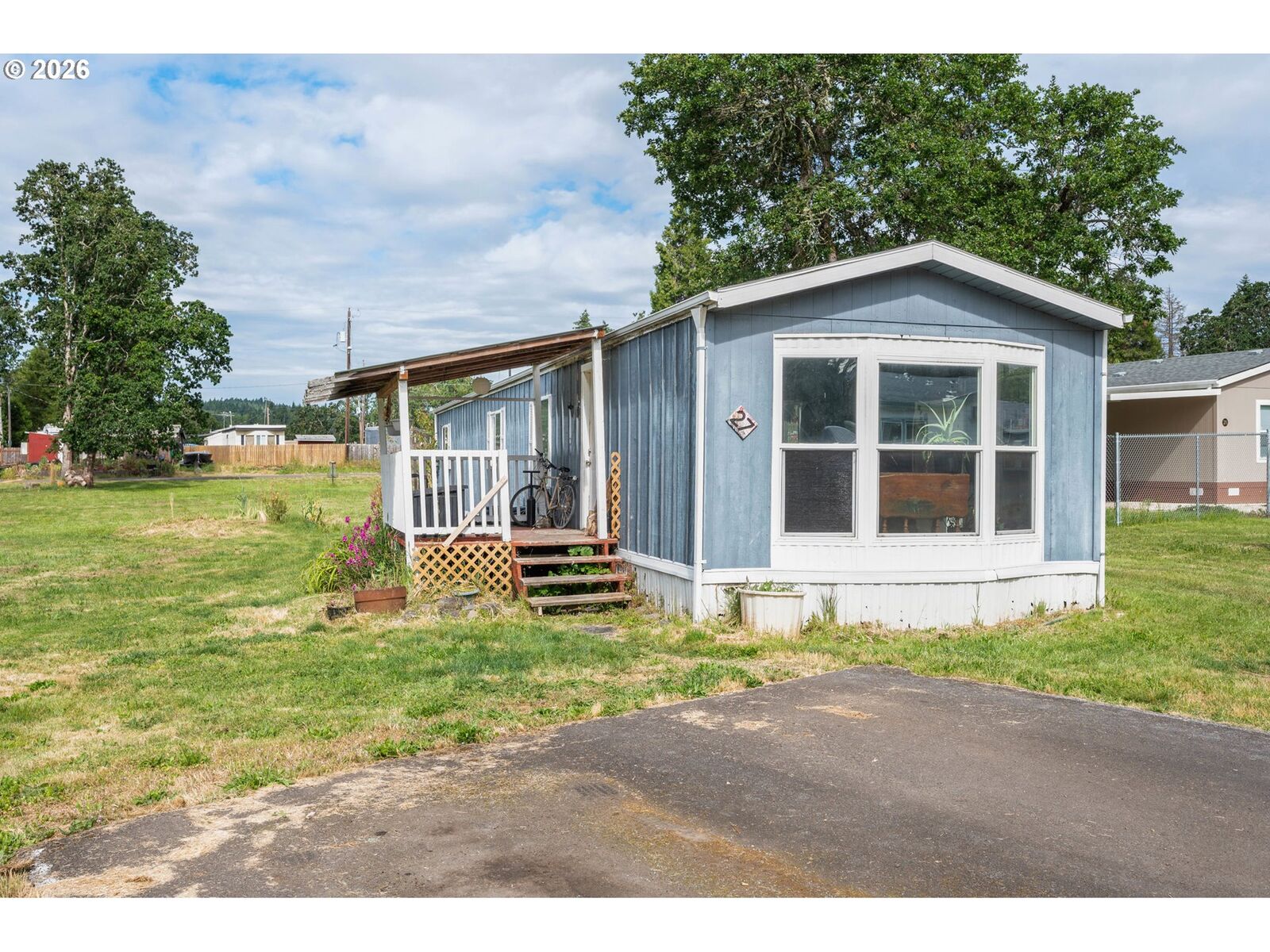 Property Photo:  39009 Dexter Rd 27  OR 97431 