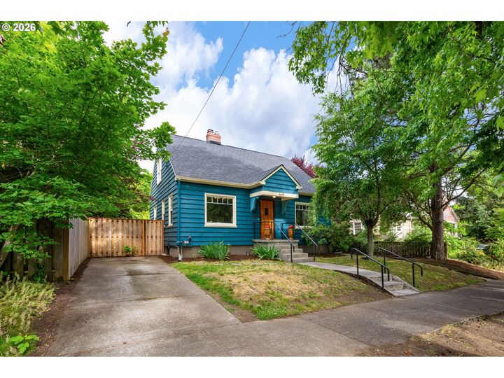Property Photo:  6615 N Curtis Ave  OR 97217 