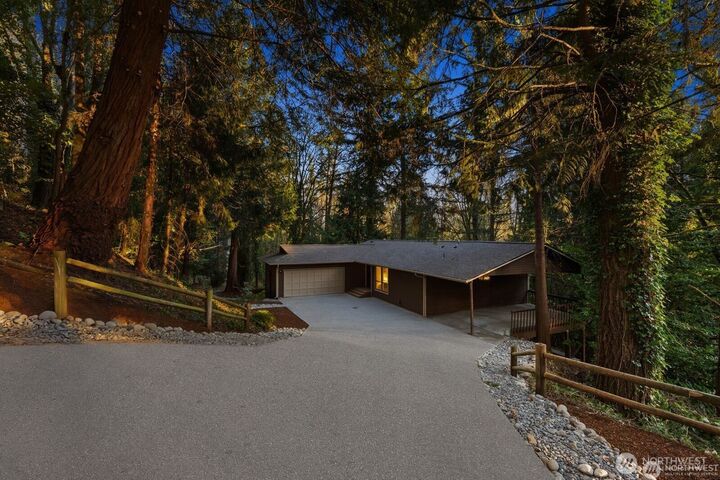Property Photo: 25529 SE 159th Street WA 98027