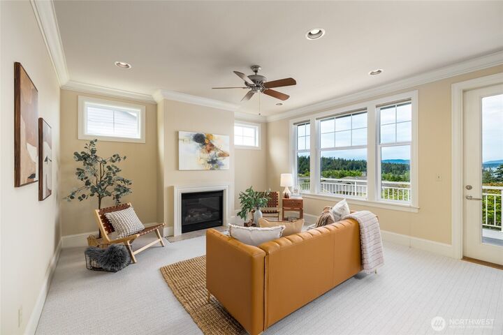 Property Photo: 4903 Portalis Way WA 98221