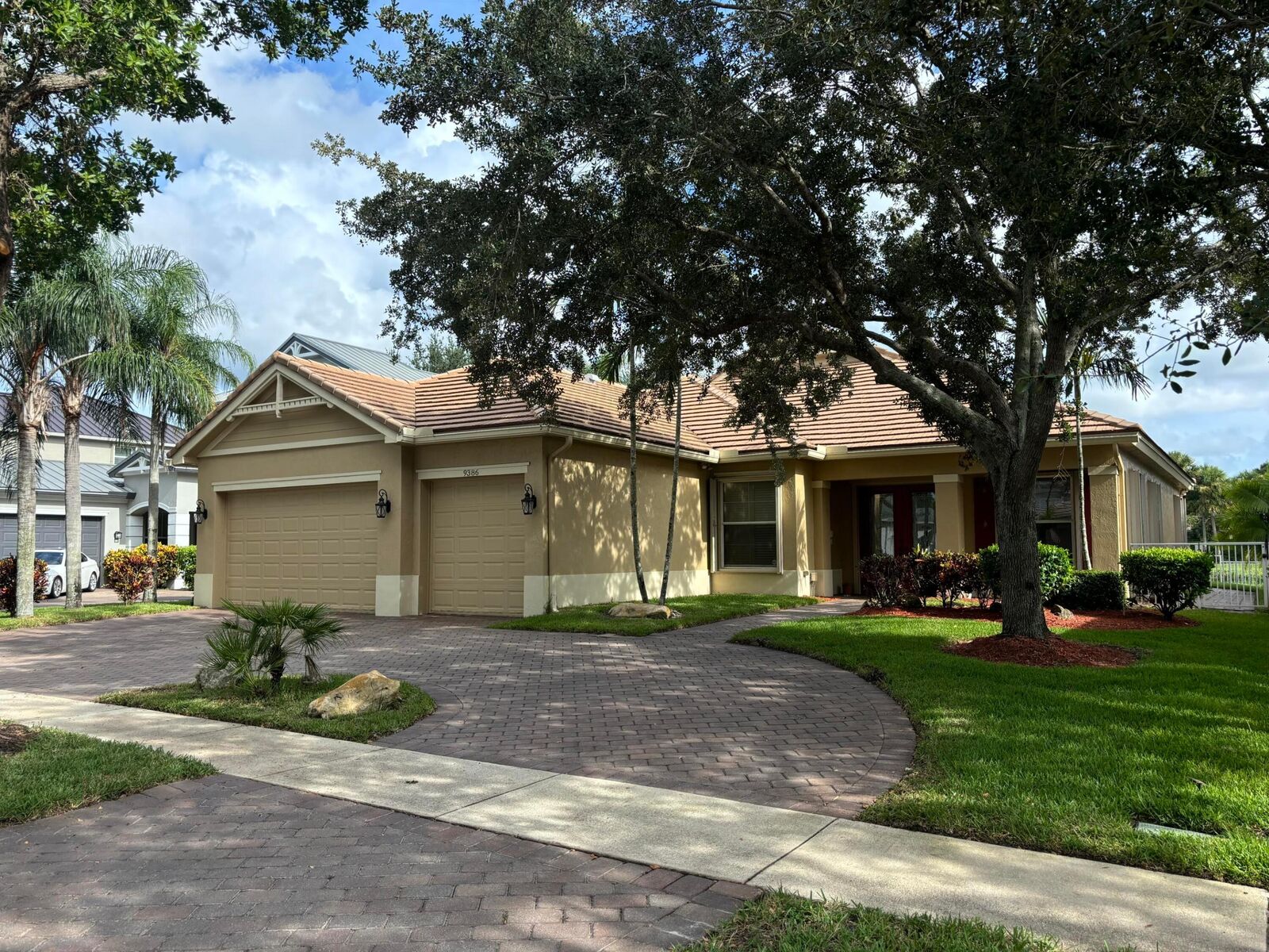 Property Photo: 9386 Madewood Court FL 33411