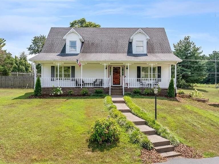Property Photo:  10885 Alvaton Road  KY 42122 