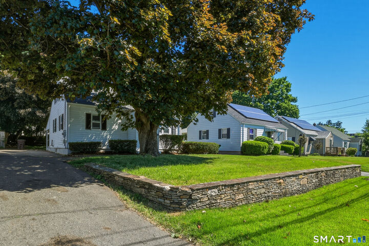 Property Photo:  31 Alexander Road  CT 06053 
