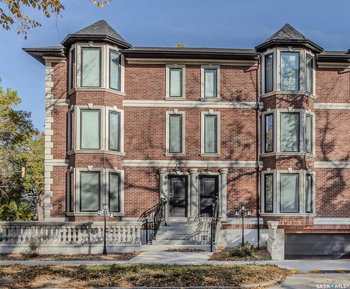 Photo de la propriété: 1003 Osler Street SK S7N 0T5