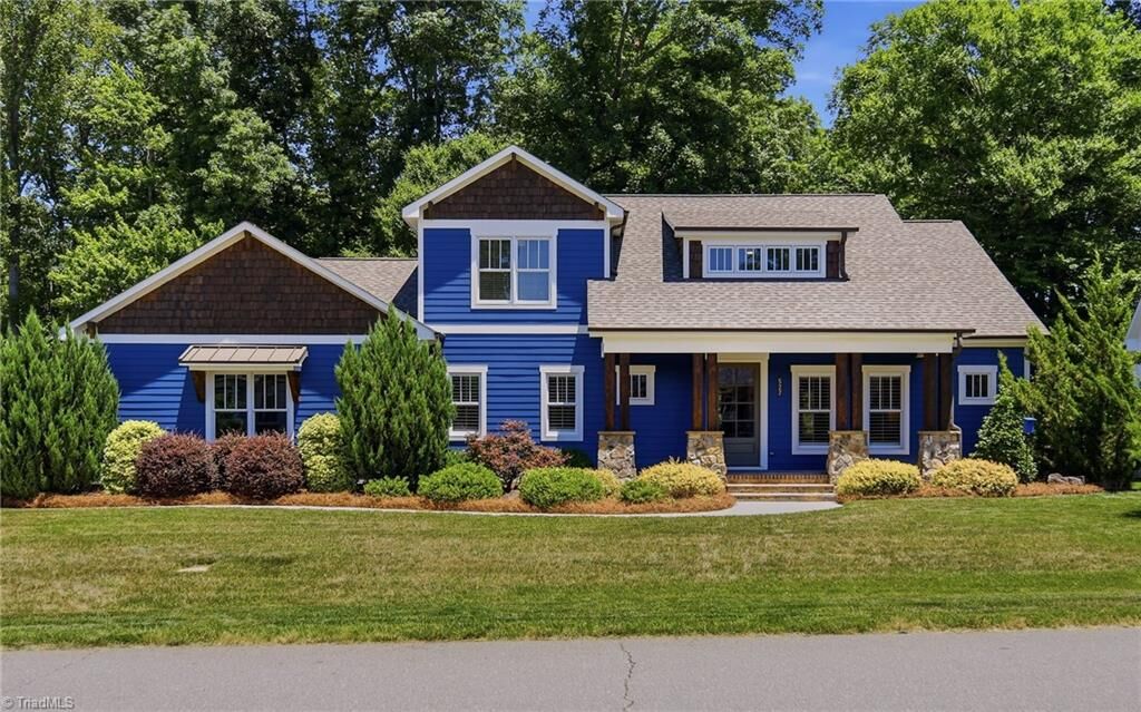 Property Photo:  527 Lissara Lodge Drive  NC 27023 