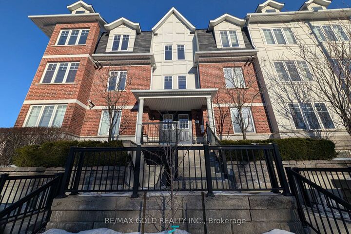 671A Warden Avenue 26 — photo 1