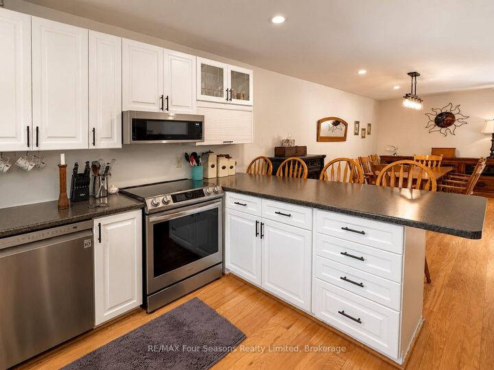 Property Photo: 158 Escarpment Crescent ON L9Y 5B4