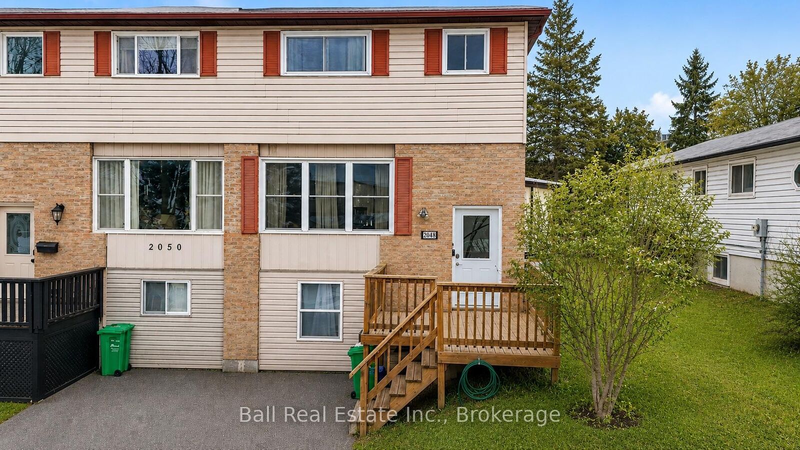 Property Photo: 2048 Walker Avenue ON K9L 1S1