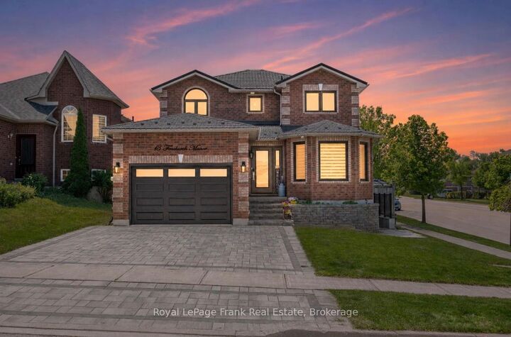 13 Fenchurch Manor — photo 1