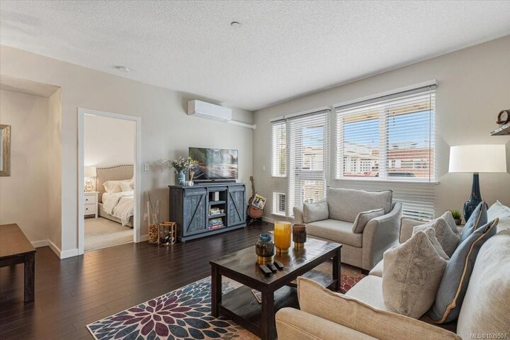 Property Photo:  99 Chapel St #411  BC V9R 5H3 