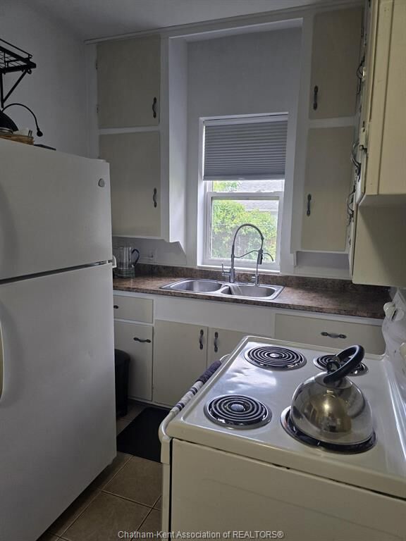 Property Photo: 263 Delaware Avenue ON N7L 2W7