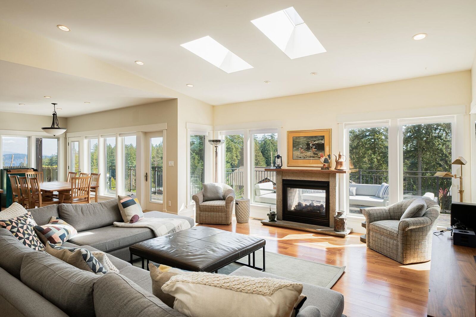 Property Photo: 889 Cowan Point Drive BC V0N 1G2