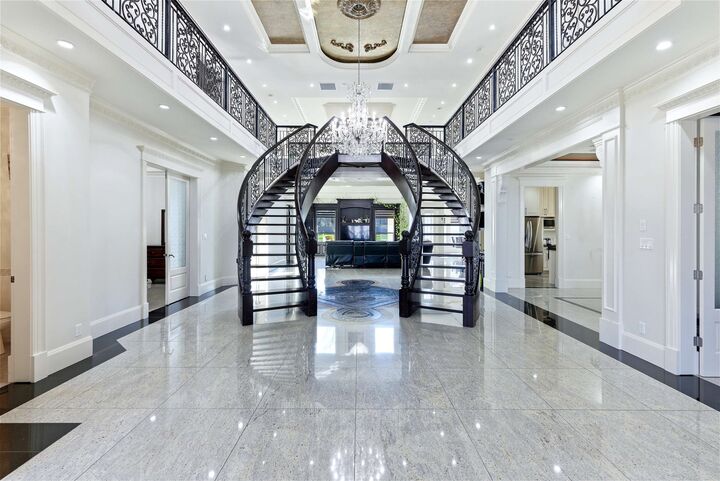 Property Photo: 21098 85 Avenue BC V1M 2M4