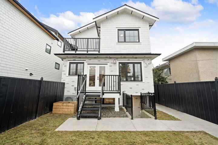 2793 W 21st Avenue — photo 1