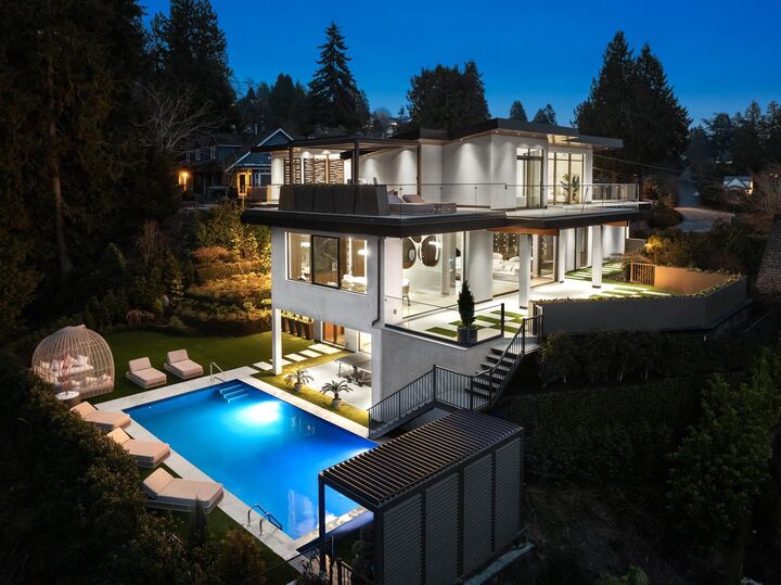 Property Photo: 1405 28th Street BC V7V 4L8