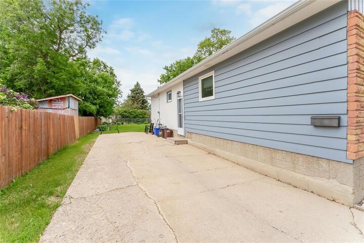 Photo de la propriété:  436 Rosser Avenue  MB R1A 0R1 