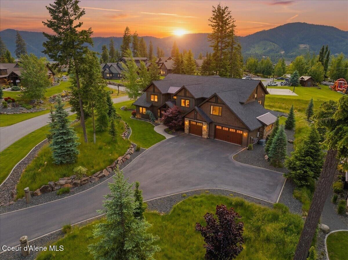Property Photo: 11231 N McCall Falls Dr ID 83835