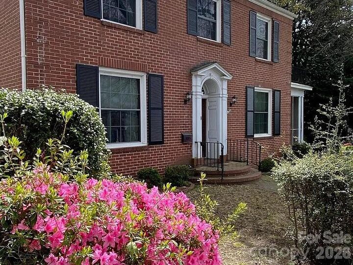 Property Photo:  105 Brent Street  NC 28170 