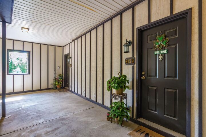 Property Photo:  6139 Craughwell Lane  OH 43017 