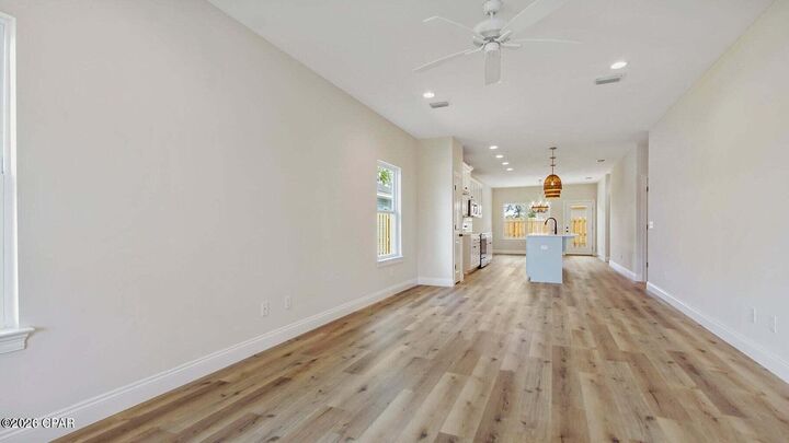 Property Photo:  906 Mulberry Avenue  FL 32401 